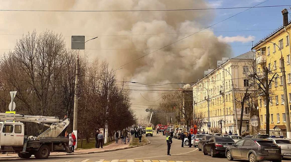 Μεγάλο χτύπημα στις ρωσικές Στρατηγικές Δυνάμεις: Φλέγονται απόρρητες εγκαταστάσεις του Στρατού - Χτυπήθηκε και η Roskosmos!